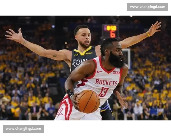 红队vs火箭激战全场攻防拉满胜负悬念持续到终场哨响焦点之夜