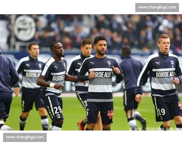 里尔vs波尔多直播前瞻双方阵容状态分析与比赛看点实时解说预测走势